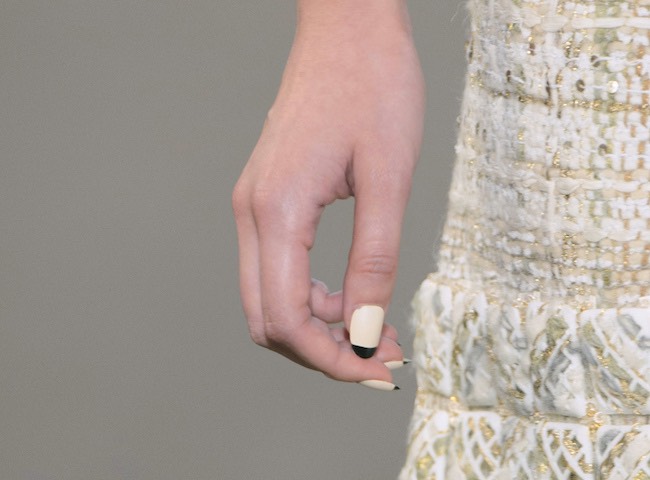 Chanel smalto unghie tendenze inverno 2015