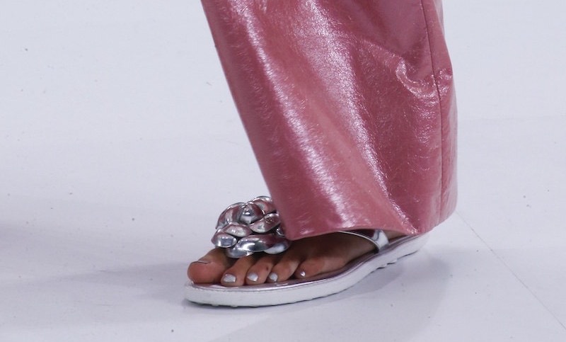 unghie piedi smalto chanel 2016