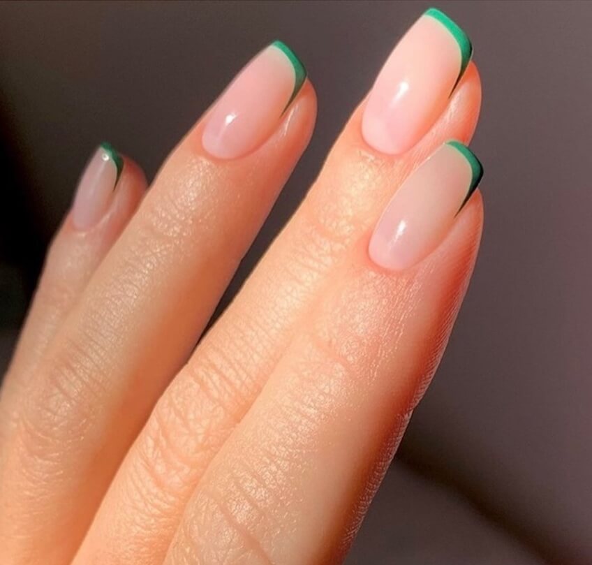 unghie 2021 french manicure