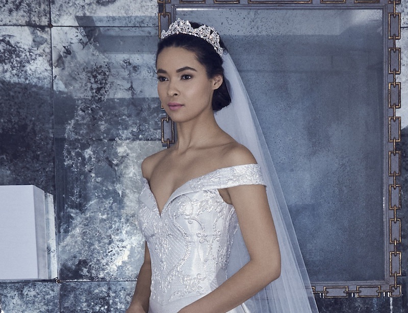 Romona Keveva acconciatura sposa 2019 velo coroncina